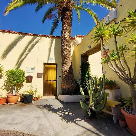 Apartamento De 1 En Finca, Con Vista A La Montana En Valle San Lorenzo